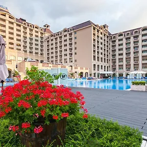 Hotel Melia Grand Hermitage, Zlate písky